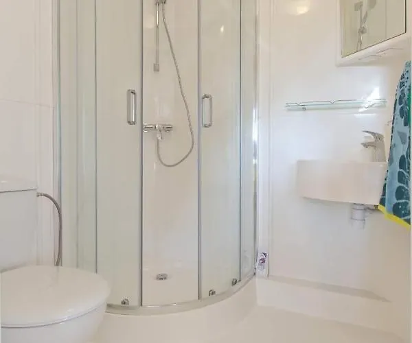 山林小屋 Reston *