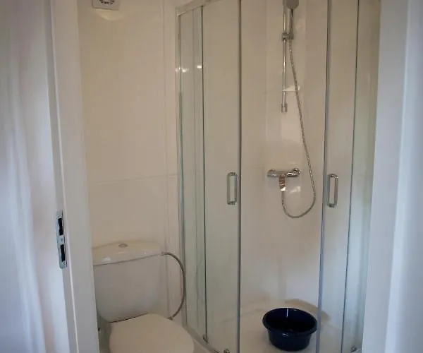 Reston 山林小屋 *